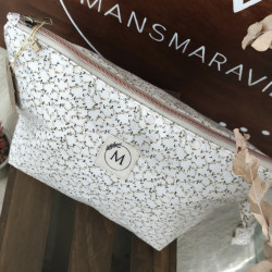 Neceser Básico flores clara